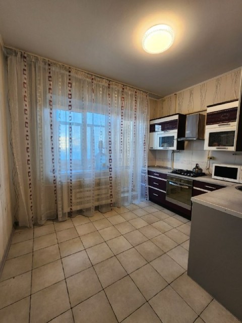 2 комн., 60 м², 112 серия, Центр - район пл. Дружбы 4