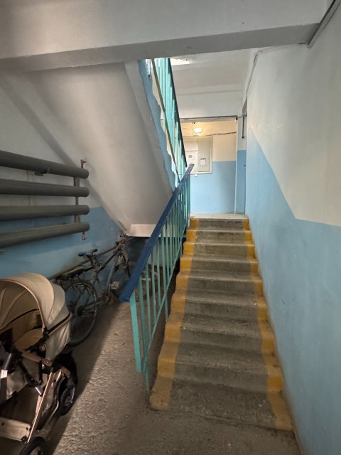 2 комн., 42 м², Блочный, Студгородок 15