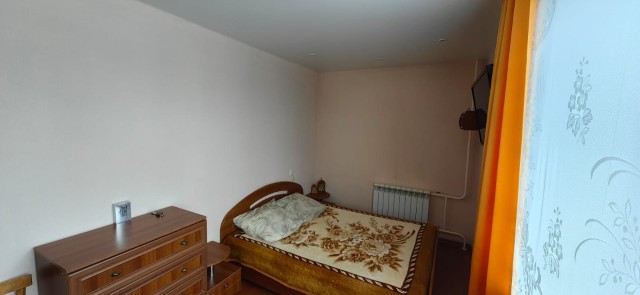 2 комн., 42 м², Блочный, Студгородок 6