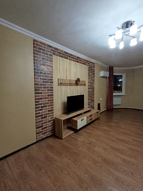 2 комн., 78 м², Блочный, Залог