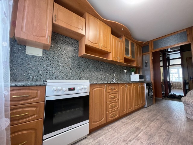 4 комн., 72 м², КПД, ТЦ "Олонхо"