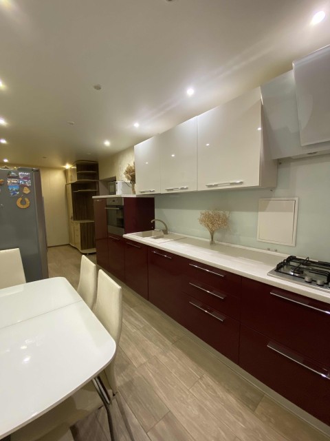 3 комн., 62 м², КПД, Гимеин 12