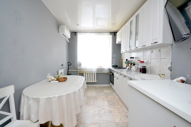 4 комн., 71 м², КПД, Центр - район пл. Дружбы