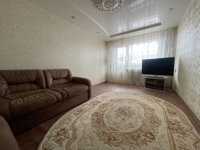 4 комн., 72 м², КПД, ТЦ "Олонхо" 5