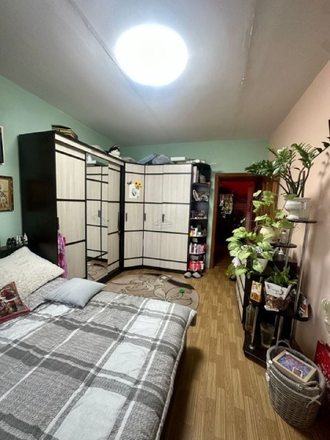 4 комн., 95 м², Блочный, Марха 7