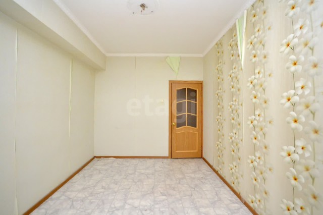 Больше 4 комн., 107 м², Инд. планировка, Авиапорт 5