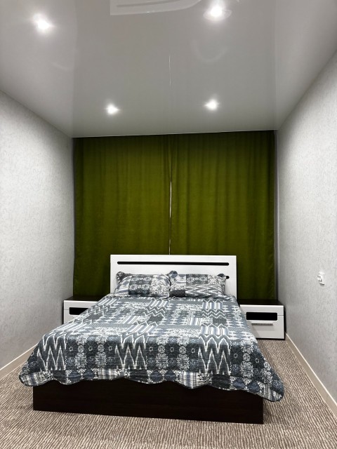 2 комн., Инд. планировка, Центр - район пл. Орджоникидзе 12