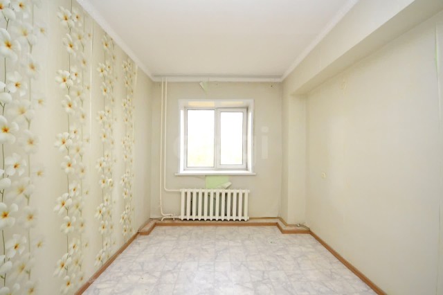 Больше 4 комн., 107 м², Инд. планировка, Авиапорт 4