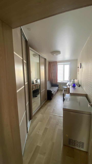 1 комн., 38 м², Блочный, Центр - район пл. Ленина