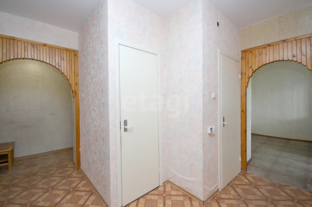 Больше 4 комн., 107 м², Инд. планировка, Авиапорт 17