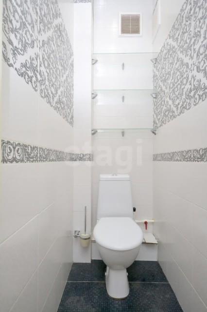 Больше 4 комн., 107 м², Инд. планировка, Авиапорт 19