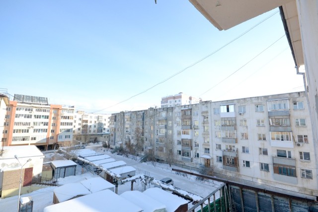 3 комн., 54 м², Блочный, Площадь Победы 5