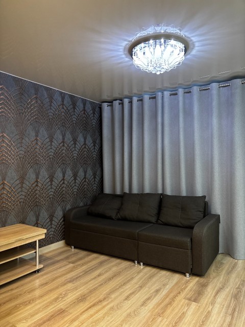 2 комн., Инд. планировка, Центр - район пл. Орджоникидзе 5