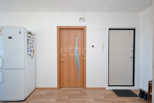 4 комн., 72 м², КПД, Другие районы 13