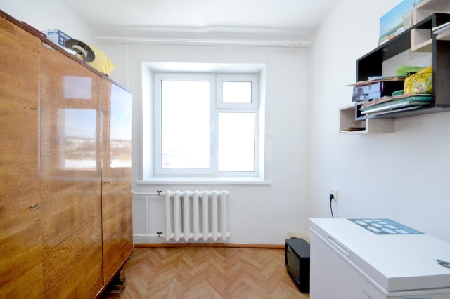 4 комн., 72 м², КПД, Другие районы 4