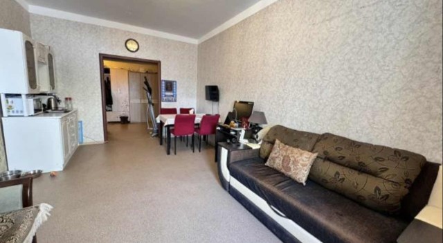 3 комн., 85 м², 112 серия, 203 мкрн. 4