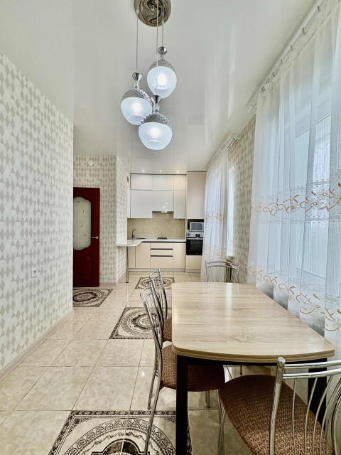 2 комн., 55 м², Блочный, Жатай