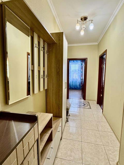 2 комн., 55 м², Блочный, Жатай 7