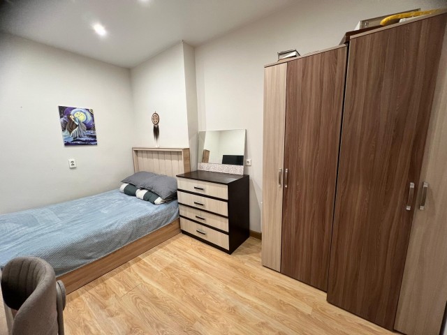 1 комн., Блочный, Областная больница, рынок "Манньыаттаах" 5