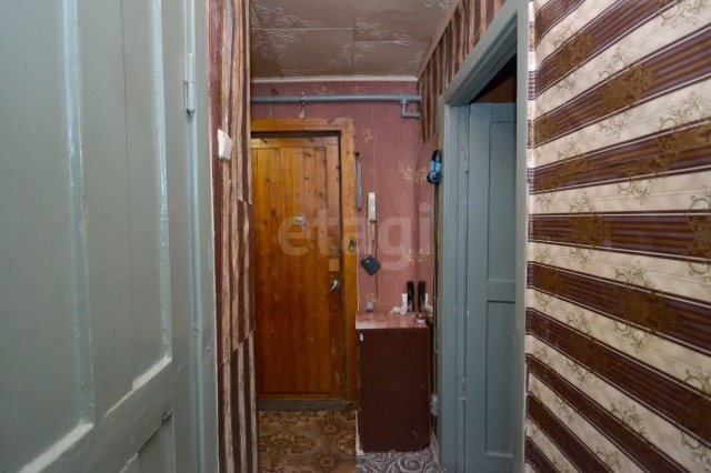 1 комн., 30 м², Блочный, Центр - район пл. Дружбы 9