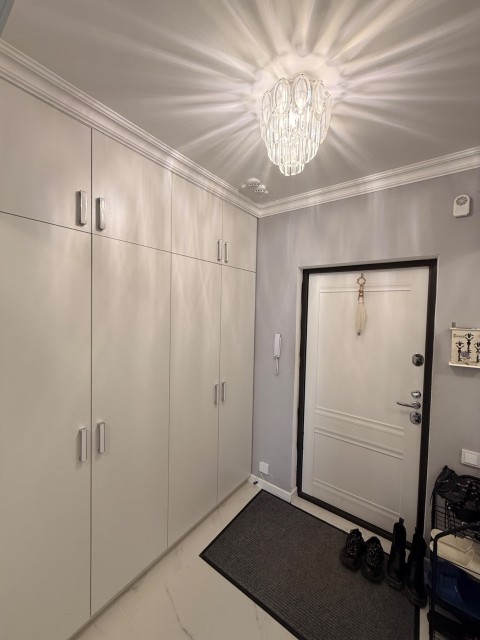 2 комн., 38 м², Монолитно-каркасный, Студгородок 9