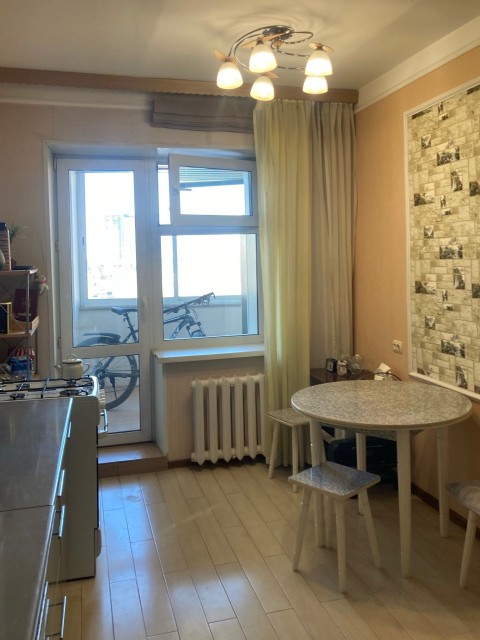 2 комн., Блочный, Глазная больница 7