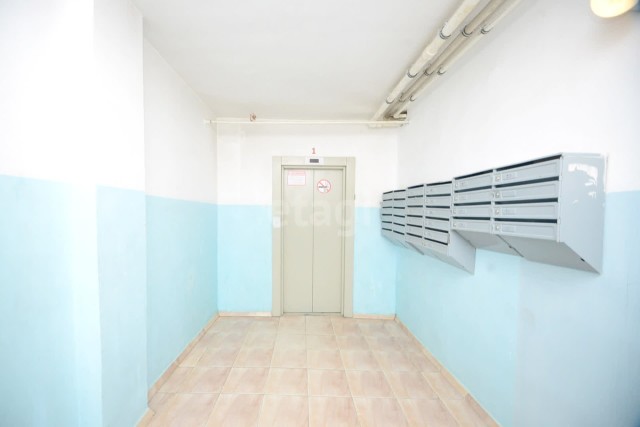 4 комн., 96 м², Монолитно-каркасный, Областная больница, рынок "Манньыаттаах" 20