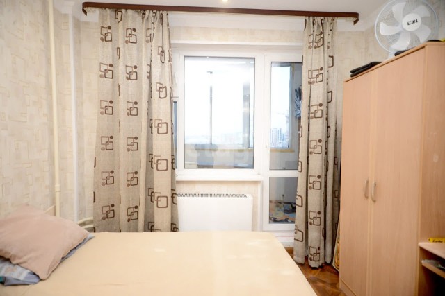 4 комн., 96 м², Монолитно-каркасный, Областная больница, рынок "Манньыаттаах" 13