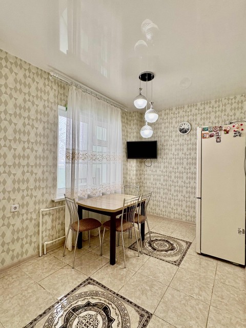 2 комн., 55 м², Блочный, Жатай 6