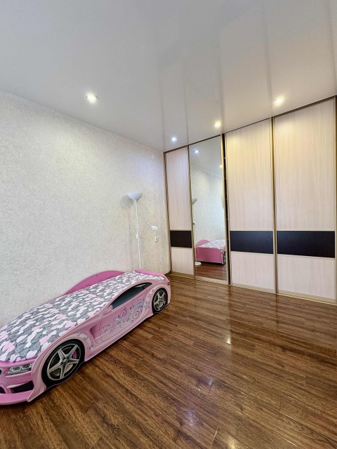 2 комн., 55 м², Блочный, Жатай 13