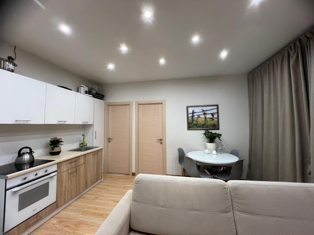 1 комн., Блочный, Областная больница, рынок "Манньыаттаах" 3