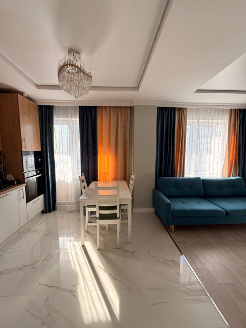 2 комн., 38 м², Монолитно-каркасный, Студгородок