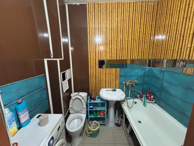 1 комн., 35 м², Блочный, Рынок Столичный 6