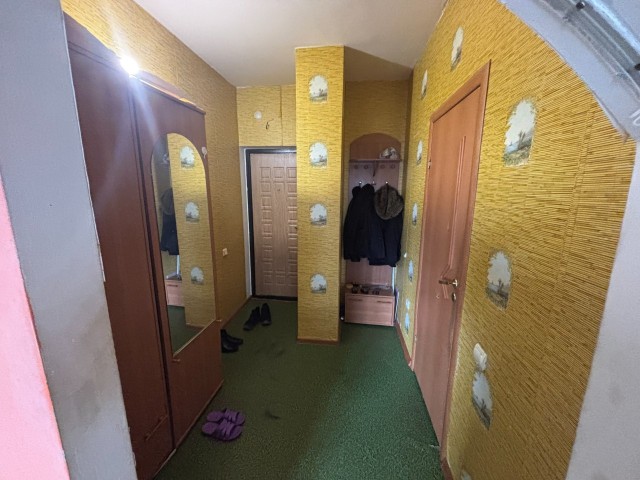 1 комн., 35 м², Блочный, Рынок Столичный 5