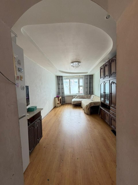 3 комн., Блочный, Дом быта 4