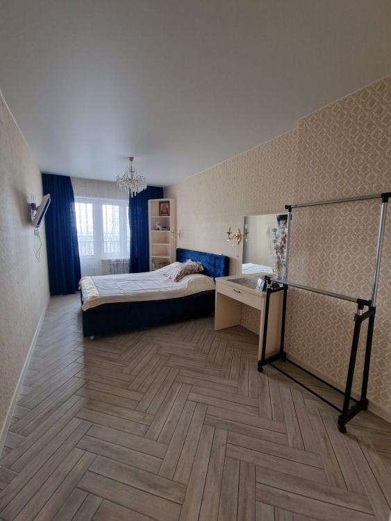 1 комн., 70 м², Монолитно-каркасный, Крытый рынок 6