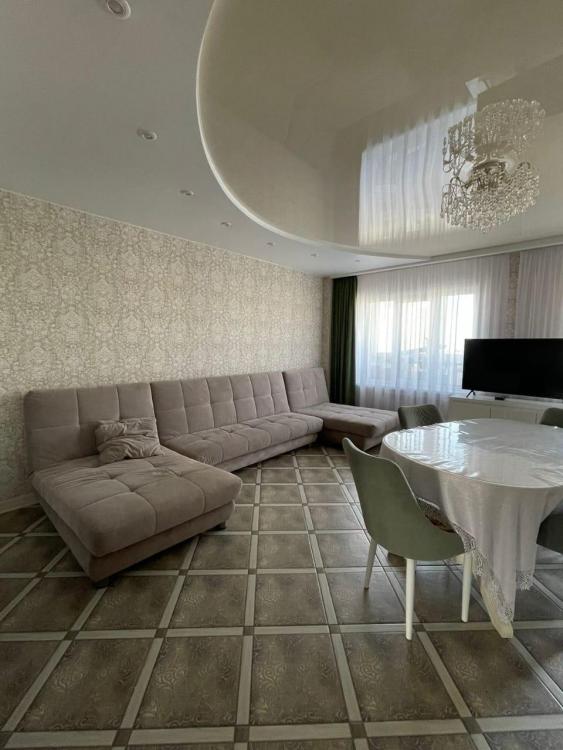 1 комн., 70 м², Монолитно-каркасный, Крытый рынок 5