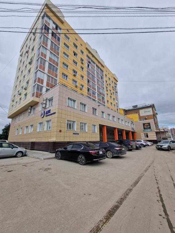 1 комн., 70 м², Монолитно-каркасный, Крытый рынок