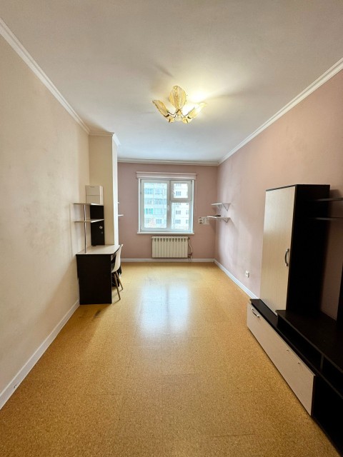 3 комн., 102 м², Инд. планировка, Крестьянский рынок, стадион "Туймаада" 4