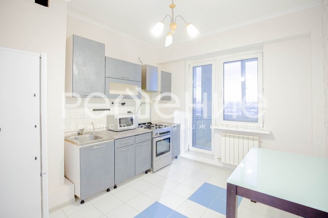 2 комн., 62 м², Монолитно-каркасный, Центр - район пл. Орджоникидзе 7