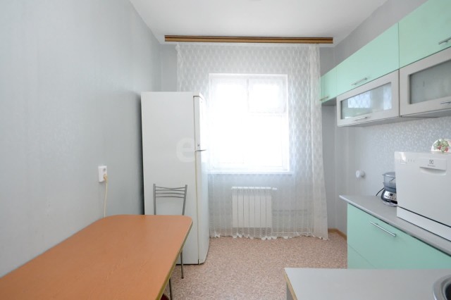 3 комн., 57.0 м², 15 эт.