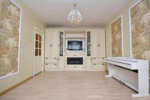 2 комн., 55.0 м², 2 эт.
