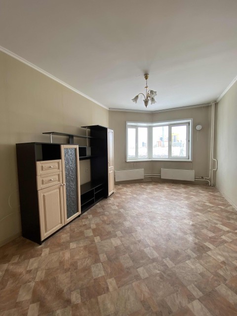 1 комн., 42.0 м², 3 эт.